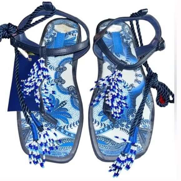 NWT FarmRio Rio Blue Tile Black Banana Beaded Flat Sandals in size 7 - Picture 2 of 3
